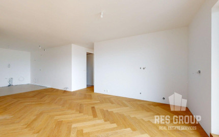 Na predaj, trojizbový byt 137 m2, 19. posch., Žilina Bôrik