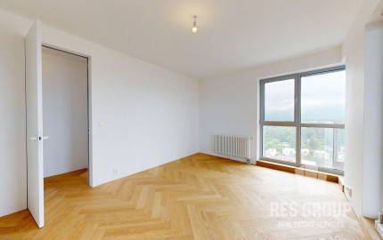 Na predaj, trojizbový byt 137 m2, 19. posch., Žilina Bôrik