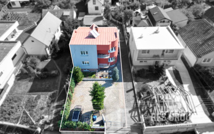 Na predaj, dva rodinné domy vo Višňovom