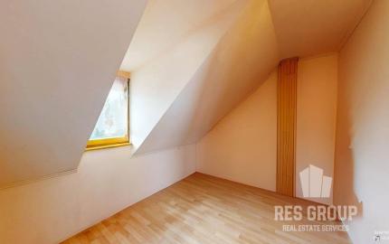 Na predaj, rodinný dom so 7 izbami, 1573 m2 Pozemok, Dubové