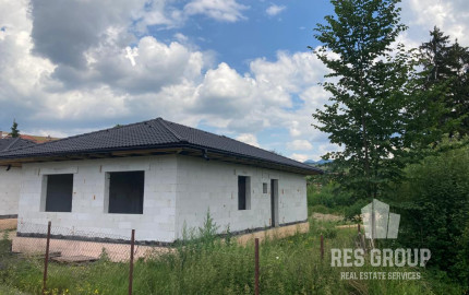 Na predaj, novostavba 4i rodinný dom, Lipová alej - Ladce