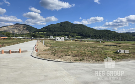 Na predaj, stavebný pozemok, Ladce - Lipová alej