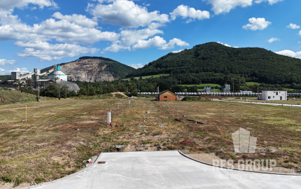 Na predaj, stavebný pozemok, Ladce - Lipová alej