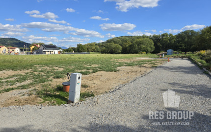 Na predaj, stavebný pozemok v Hornom Hričove, RES Group