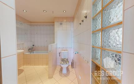 Na predaj, 4 izbový byt s klimatizáciou, Bratislava-Vrakuňa