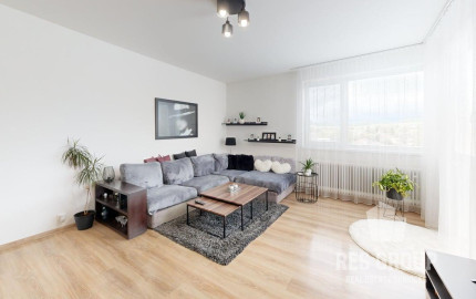 Na predaj, Rodinný dom, Rosina, 6 izieb, 400 m2, RES GROUP