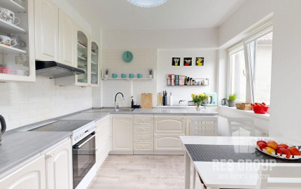 Na predaj, Rodinný dom, Rosina, 6 izieb, 400 m2, RES GROUP