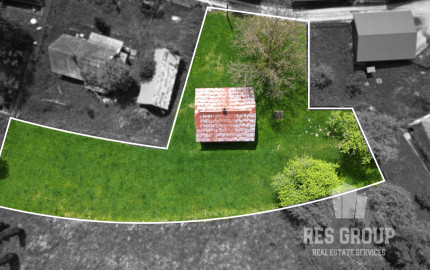 Na predaj, pozemok so starším domom, Staškov