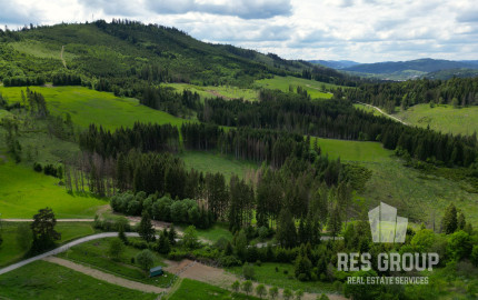 Na predaj, pozemok so starším domom, Staškov