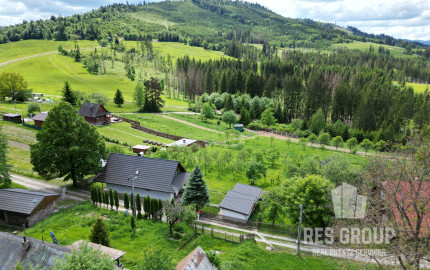 Na predaj, pozemok so starším domom, Staškov