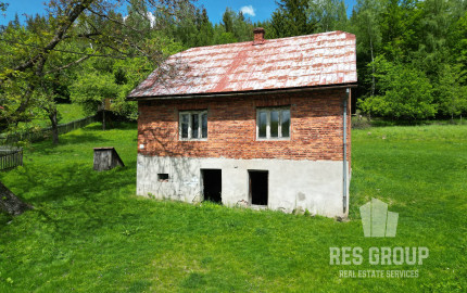 Na predaj, pozemok so starším domom, Staškov
