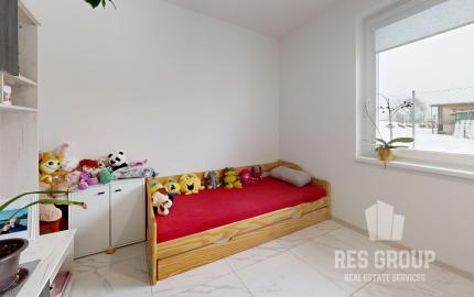 Na predaj, Rodinný dom, 959 m2 pozemok, Ivančiná