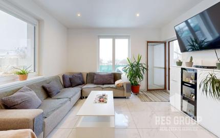 Na predaj, Rodinný dom, 959 m2 pozemok, Ivančiná