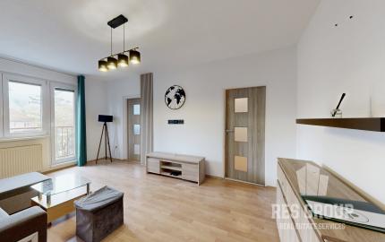 Na predaj, 2 izbový byt, Handlová, RESgroup