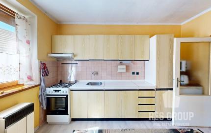 Na predaj, Rodinný dom Rajecké Teplice, 512 m2 pozemok,