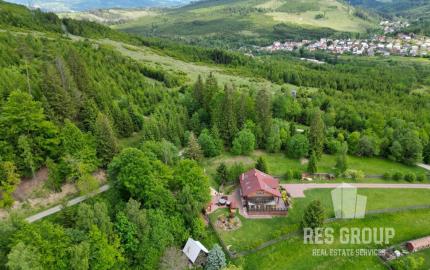 Na predaj, pozemok so starším rodinným domom, Staškov