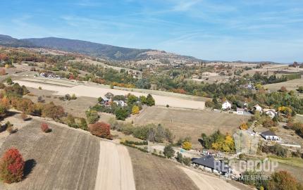 Slnečný stavebný pozemok 1201 m2, Hriňová - Krivec