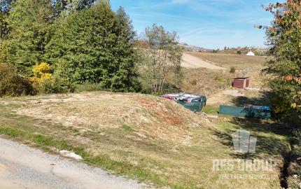 Slnečný stavebný pozemok 1201 m2, Hriňová - Krivec