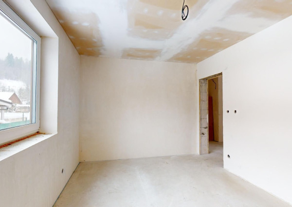 Na predaj, rodinný dom, Lopušné Pažite