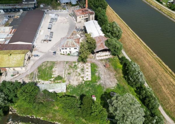 Na prenájom, pozemok - spevnená plocha, Bytča