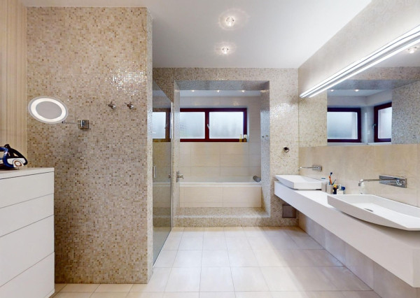 Na predaj, dom so 6 izbami a vonkajším bazénom Žilina - Turie, RES group