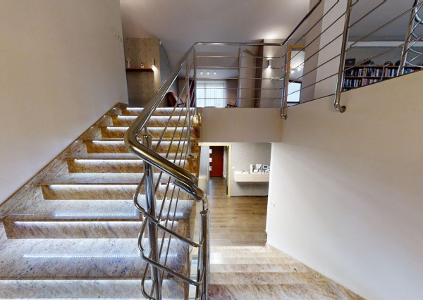 Na predaj, dom so 6 izbami a vonkajším bazénom Žilina - Turie, RES group