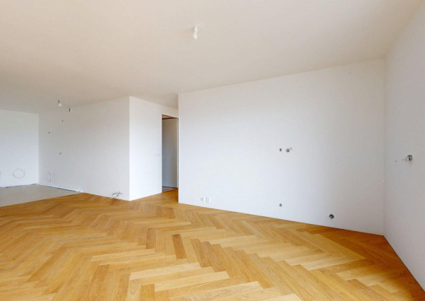 Na predaj, trojizbový byt 137 m2, 19. posch., Žilina Bôrik