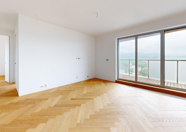 Na predaj, trojizbový byt 137 m2, 19. posch., Žilina Bôrik