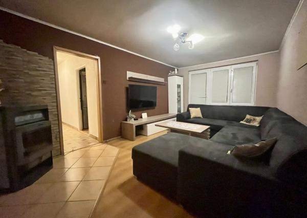 Na predaj, trojizbový byt 70 m2, Bojná, EXKLUZÍVNE