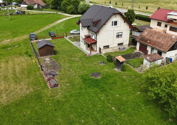 Na predaj, rodinný dom so 7 izbami, 1573 m2 Pozemok, Dubové