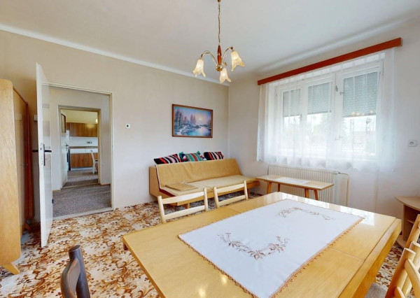 Na predaj, rodinný dom so 7 izbami, 1573 m2 Pozemok, Dubové