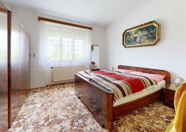 Na predaj, rodinný dom so 7 izbami, 1573 m2 Pozemok, Dubové