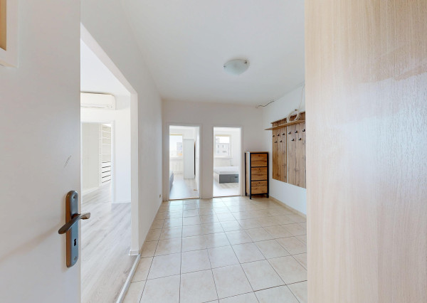 Na predaj, 4izbový slnečný byt, Bratislava-Vrakuňa