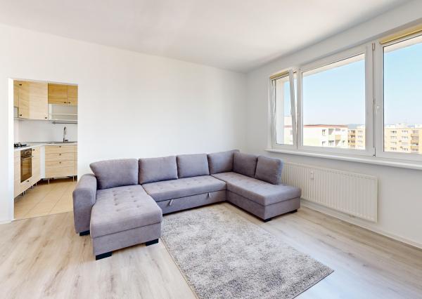 Na predaj, 4izbový slnečný byt, Bratislava-Vrakuňa