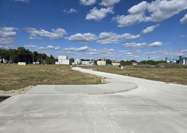 Na predaj, stavebný pozemok, Ladce - Lipová alej