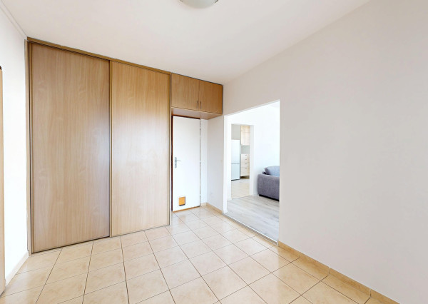 Na predaj, 4 izbový byt s klimatizáciou, Bratislava-Vrakuňa