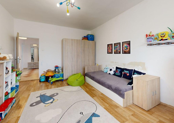 Na predaj, Rodinný dom, Rosina, 6 izieb, 400 m2, RES GROUP