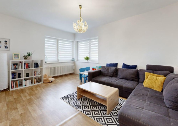 Na predaj, Rodinný dom, Rosina, 6 izieb, 400 m2, RES GROUP