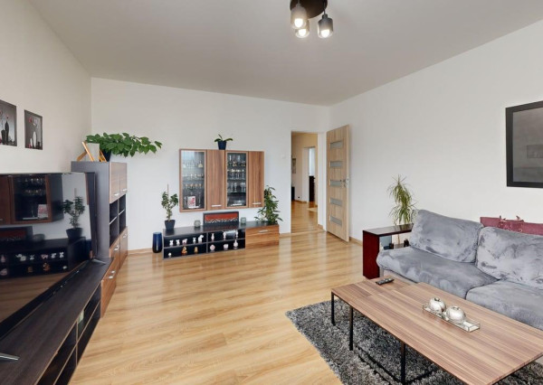 Na predaj, Rodinný dom, Rosina, 6 izieb, 400 m2, RES GROUP