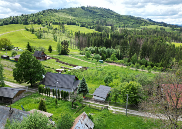 Na predaj, pozemok so starším domom, Staškov