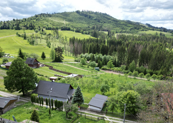 Na predaj, pozemok so starším domom, Staškov