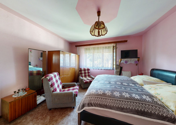 Na predaj, rodinný dom Stará Bystrica, RESgroup