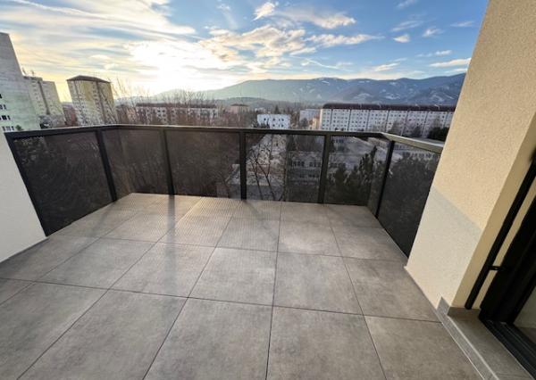 Na prenájom, 2 izbový byt Pinia Martin, RES group