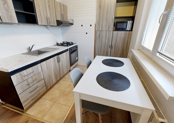 Na predaj, 2 izbový byt, Handlová, RESgroup