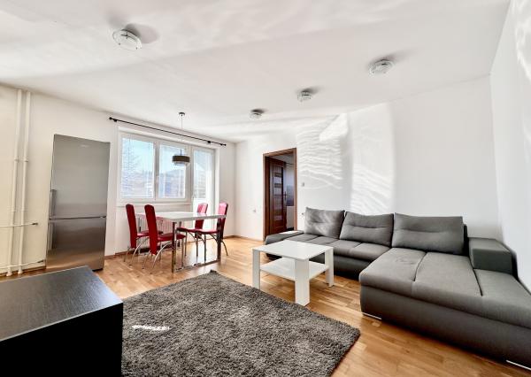 Na prenájom, 2 izbový byt, Hviezdoslavova, Čadca