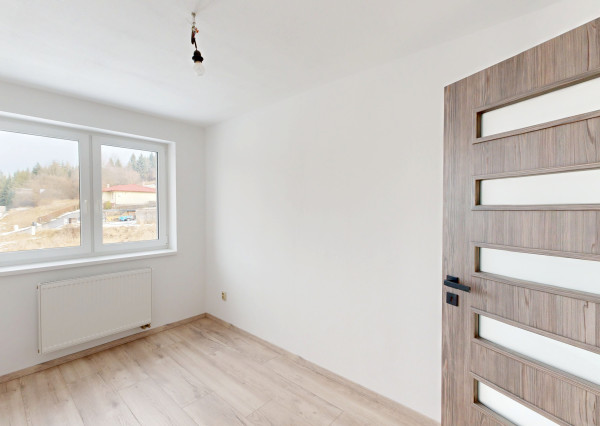 Na predaj, 3 izbový byt s terasou, Čadca – Rieka