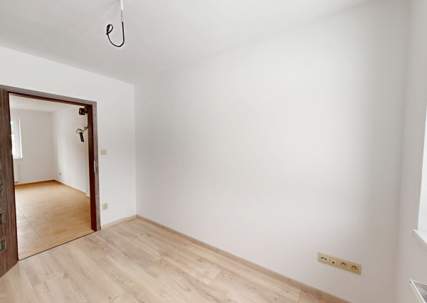 Na predaj, 3 izbový byt s terasou, Čadca – Rieka