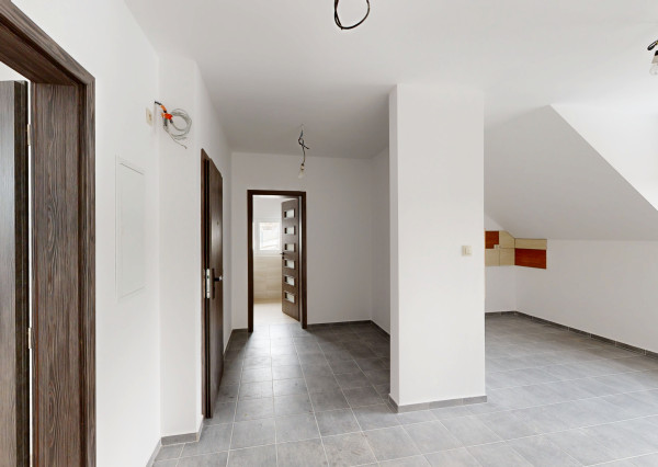 Na predaj, 3 izbový byt s terasou, Čadca – Rieka