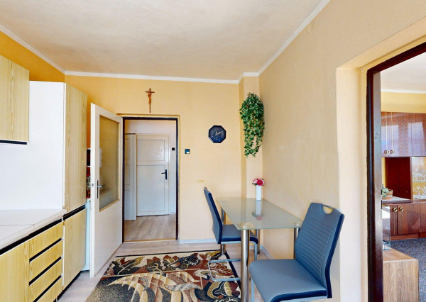 Na predaj, Rodinný dom Rajecké Teplice, 512 m2 pozemok,