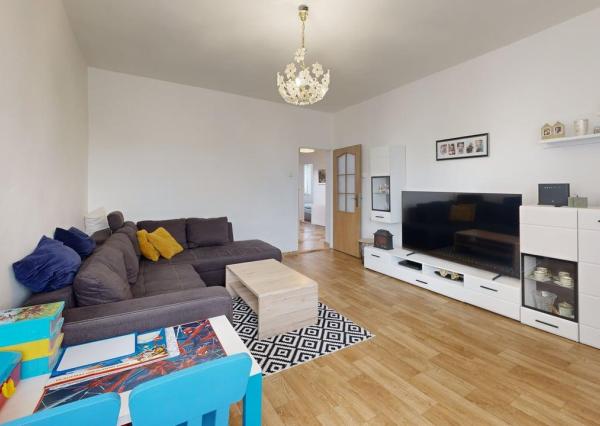 Na predaj, Rodinný dom, Rosina, 6 izieb, 400 m2, RES GROUP